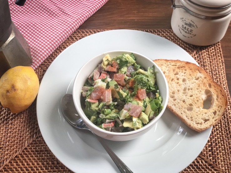 Tuna avocado tartare